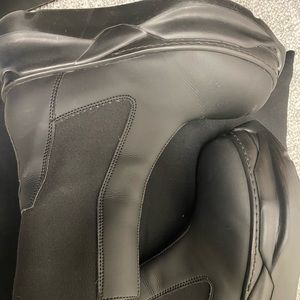 RICK OWENS DRKSHDW
Beatle Abstract Boots